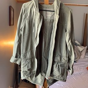 AE light weight jacket